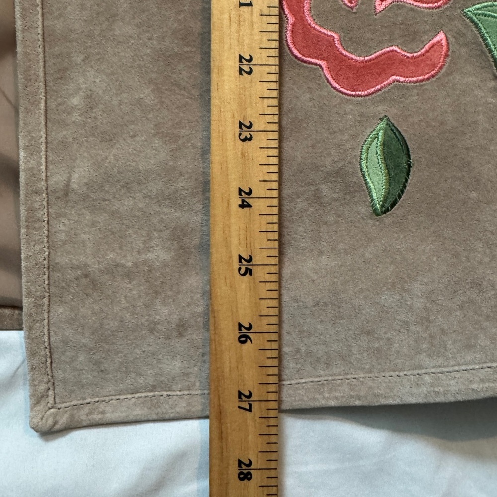 Vintage 90s Tan Genuine Suede Jacket Skirt Set w Floral Embroidery Boho Indie - Picture 12 of 15
